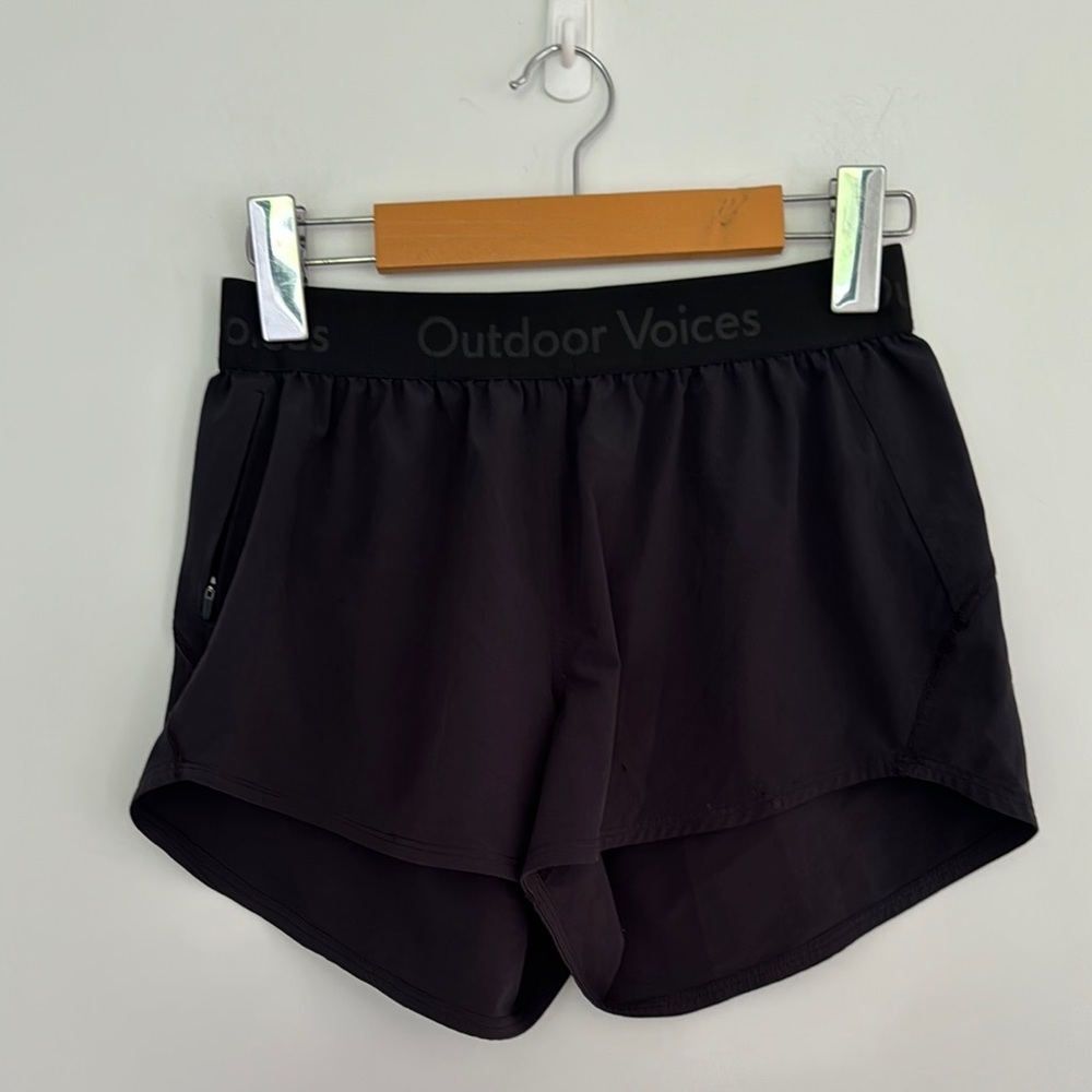 🎉 Outdoor Voices Black Athletic Shorts Elastic Waistband